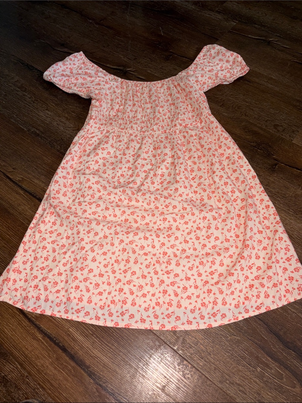 Billabong off the shoulder, smart bodice floral dress LIKE NEW Large